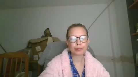 Snapshot of freediana chatting on 04/03/26, 12:41 Diana online show from 04/03/26, 12:41