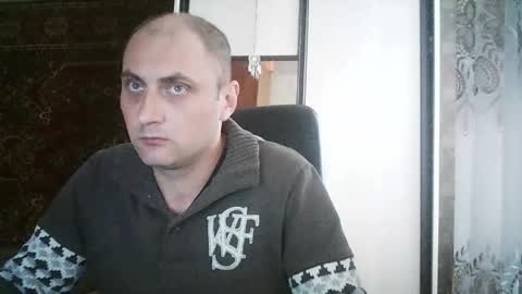 Snapshot of freeeman90 chatting on 04/04/26, 02:14 freeeman90 online show from 04/04/26, 02:14