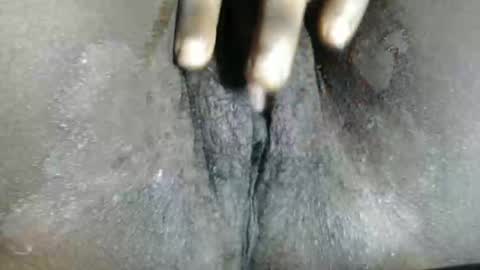 Snapshot of freelady1011 chatting on 12/17/25, 05:52 babyyo online show from 12/17/25, 05:52