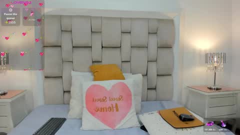 Frehia   online show from 10/07/25, 11:40