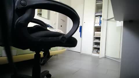 Snapshot of freiherr111 chatting on 09/09/25, 10:04 Walter Fischer online show from 09/09/25, 10:04