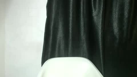 frekkymorelle online show from 02/13/25, 07:13