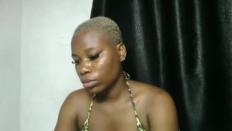 frekkymorelle online show from 02/28/25, 07:48