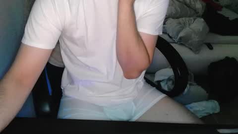 Snapshot of freklogas chatting on 05/24/26, 03:28 freklogas online show from 05/24/26, 03:28