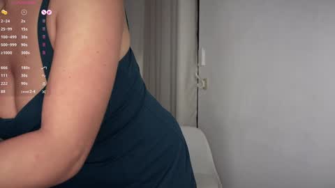 Lola and Jon -  online show from 09/23/25, 07:17