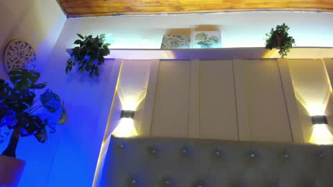 Snapshot of french_sexx chatting on 02/03/25, 04:14 Xavier online show from 02/03/25, 04:14