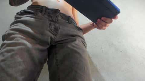 Snapshot of french_sexx chatting on 03/02/25, 03:48 Xavier online show from 03/02/25, 03:48