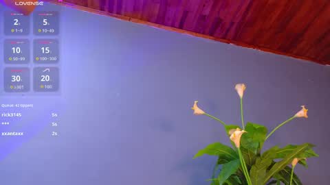 Snapshot of french_sexx chatting on 09/14/25, 02:11 Xavier online show from 09/14/25, 02:11