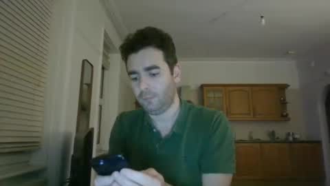 Snapshot of frenchbdmaninlondon chatting on 12/22/24, 07:21 Horny Paul online show from 12/22/24, 07:21