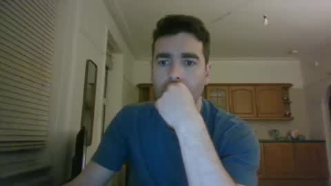 Snapshot of frenchbdmaninlondon chatting on 12/25/24, 07:34 Horny Paul online show from 12/25/24, 07:34