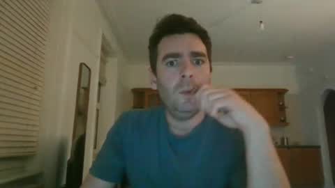 Snapshot of frenchbdmaninlondon chatting on 01/27/25, 07:56 Horny Paul online show from 01/27/25, 07:56