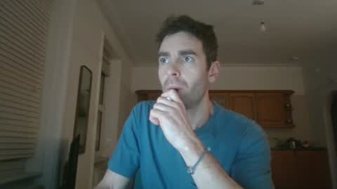 Snapshot of frenchbdmaninlondon chatting on 11/16/25, 12:49 Horny Paul online show from 11/16/25, 12:49