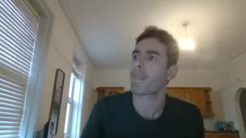 Snapshot of frenchbdmaninlondon chatting on 12/15/25, 02:32 Horny Paul online show from 12/15/25, 02:32