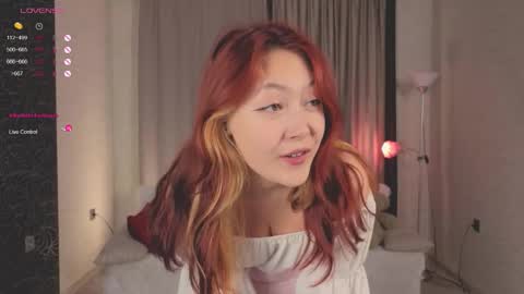 frencheseyes online show from 09/15/25, 01:33