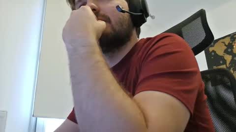 Snapshot of frenchie75000 chatting on 12/18/25, 09:37 frenchie75000 online show from 12/18/25, 09:37