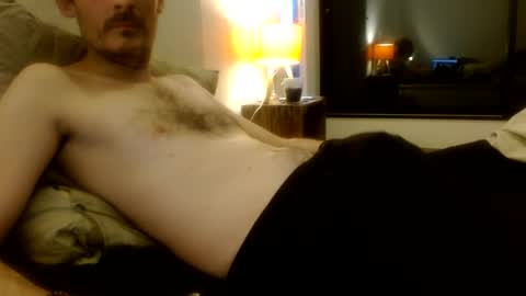 Snapshot of frenchms chatting on 11/30/25, 04:22 frenchms online show from 11/30/25, 04:22