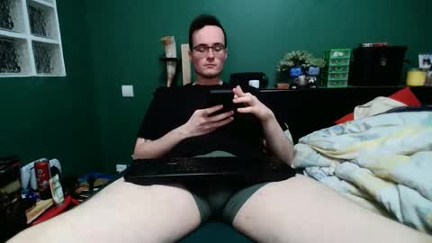 Ian online show from 11/05/25, 07:03