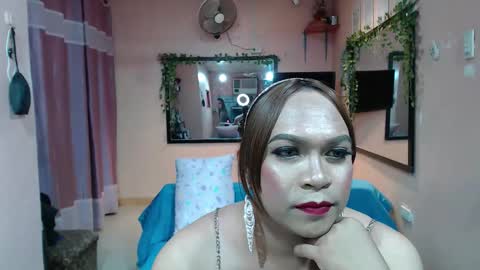 Snapshot of frenzy315851 chatting on 11/12/25, 12:16 frenzy315851 online show from 11/12/25, 12:16