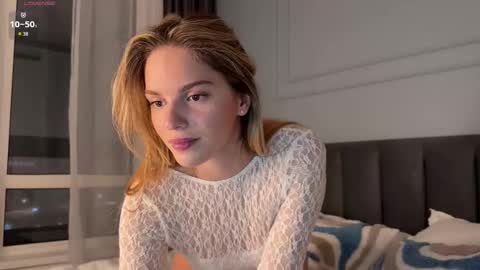 Snapshot of frenzyfoxs chatting on 11/27/25, 05:37 Jason and Sonya online show from 11/27/25, 05:37