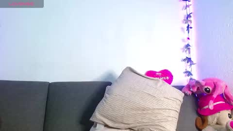 Snapshot of fresa_horny chatting on 02/21/26, 05:30 Fresa horny online show from 02/21/26, 05:30