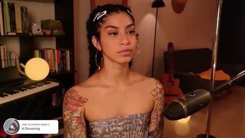 Vale online show from 12/16/25, 02:27