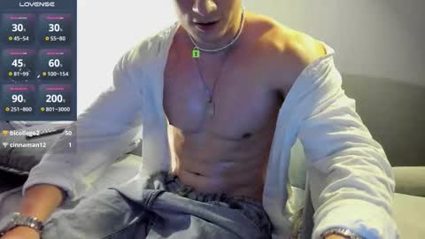 Alex or Andrzej online show from 11/24/25, 07:46