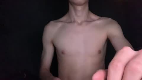 Snapshot of freshandready2007 chatting on 10/02/25, 12:39 edward online show from 10/02/25, 12:39