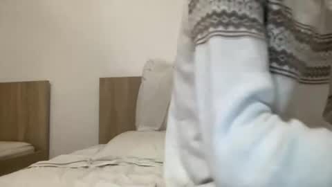 freshman  imonyou98 online show from 01/14/26, 12:16