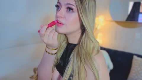 Snapshot of fresita_pink_ chatting on 03/18/26, 09:40 fresita_pink_ online show from 03/18/26, 09:40