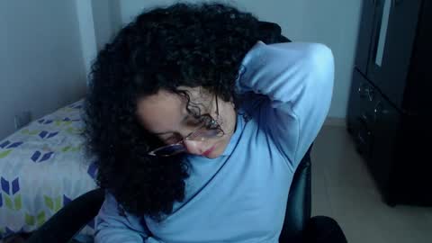 Snapshot of freud_x_louise1 chatting on 01/07/25, 09:29 Louise  online show from 01/07/25, 09:29