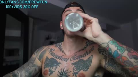 Snapshot of frewfun chatting on 09/10/25, 02:11 cameron online show from 09/10/25, 02:11