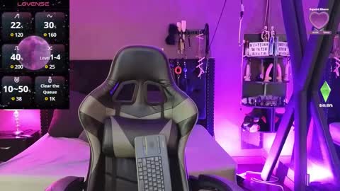     online show from 02/09/25, 03:00