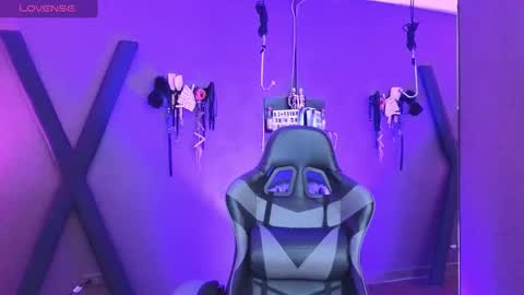     online show from 03/05/25, 08:21