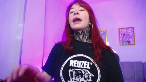 Snapshot of freya_b chatting on 02/03/25, 01:08 freya online show from 02/03/25, 01:08