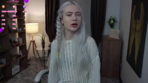 Snapshot of freya_ice_baby chatting on 03/06/26, 07:21 Freya online show from 03/06/26, 07:21