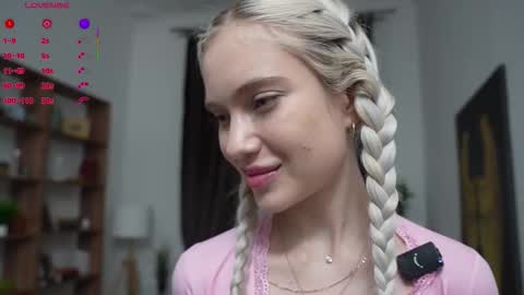 Snapshot of freya_ice_baby chatting on 03/27/26, 08:52 Freya online show from 03/27/26, 08:52