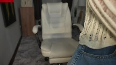 Snapshot of freya_ice_baby chatting on 04/09/26, 07:52 Freya online show from 04/09/26, 07:52