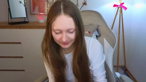 Snapshot of freya_nilsson chatting on 01/29/25, 09:12 Freya online show from 01/29/25, 09:12