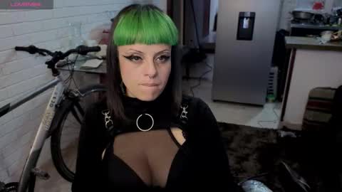 Snapshot of freyaa_sorceress chatting on 11/13/25, 03:16 freyaa_sorceress online show from 11/13/25, 03:16