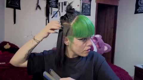 Snapshot of freyaa_sorceress chatting on 12/02/25, 03:40 freyaa_sorceress online show from 12/02/25, 03:40