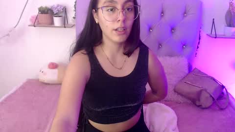 Freyja online show from 03/06/25, 01:58