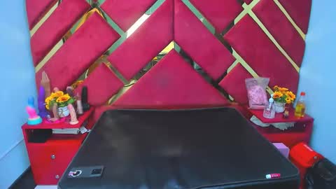 freyja_naugthy online show from 12/16/25, 12:54