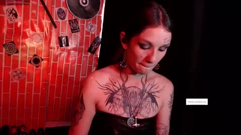 Snapshot of freyjalodbrok chatting on 03/28/26, 07:02 Call me Lilith online show from 03/28/26, 07:02