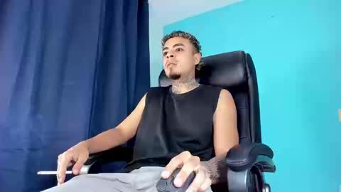 Snapshot of freyva_ chatting on 09/13/25, 11:48 freyva_ online show from 09/13/25, 11:48