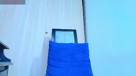 freyva_ online show from 04/07/26, 01:28