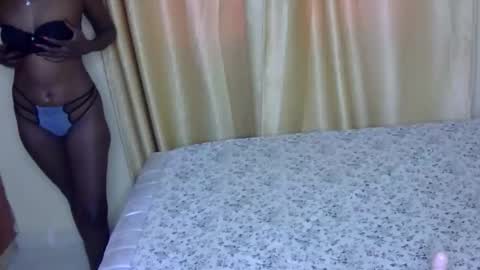 Snapshot of frianebony chatting on 04/08/26, 05:40 Frian online show from 04/08/26, 05:40