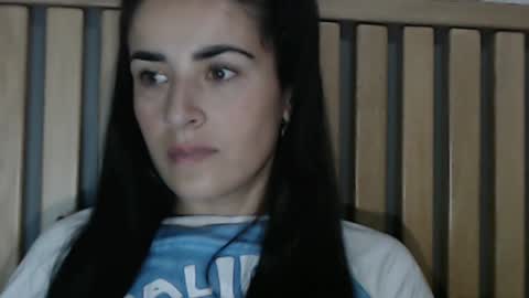 Snapshot of frida__x chatting on 12/27/24, 01:50 Frida online show from 12/27/24, 01:50