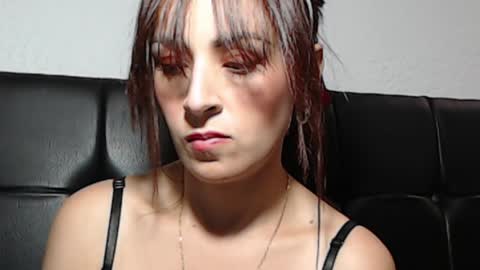 Snapshot of frida__x chatting on 01/28/25, 05:46 Frida online show from 01/28/25, 05:46