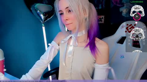 Frida A boost to fortune for the one who gives a thumbs up and a bonus lucky for those who support me by joining the fanclub online show from 01/24/25, 02:30