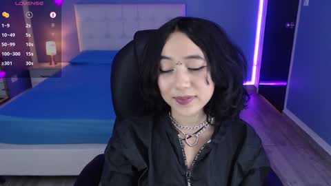 Snapshot of frida_lassi_ chatting on 12/19/24, 08:02 frida_lassi_ online show from 12/19/24, 08:02